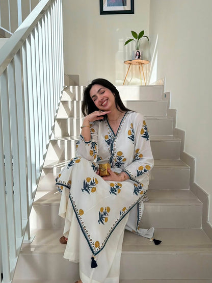 White Floral Printed Cotton Kurta and Pent Set