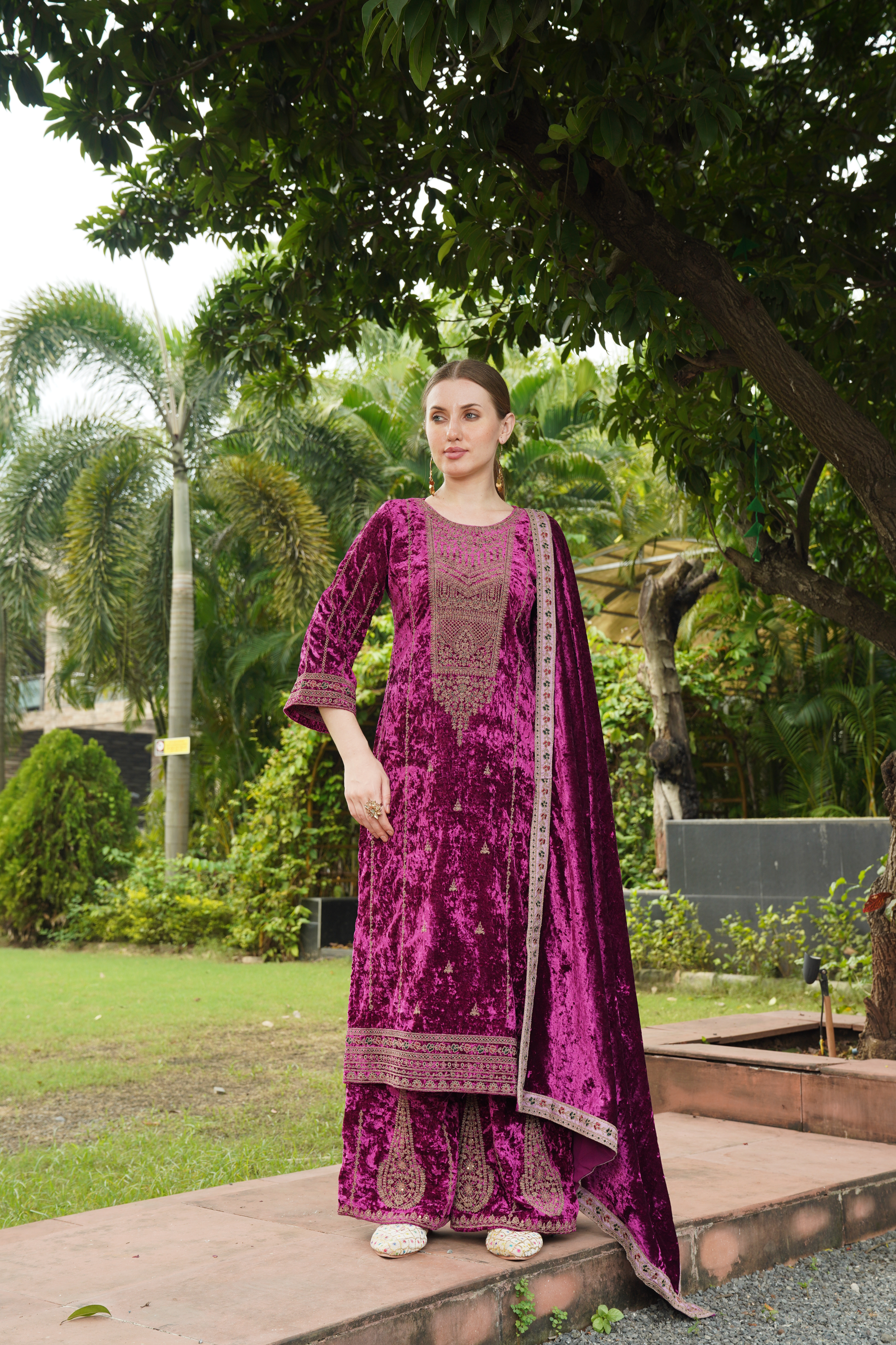 Bashful Pink Designer Velvet Pakistani Suit Set