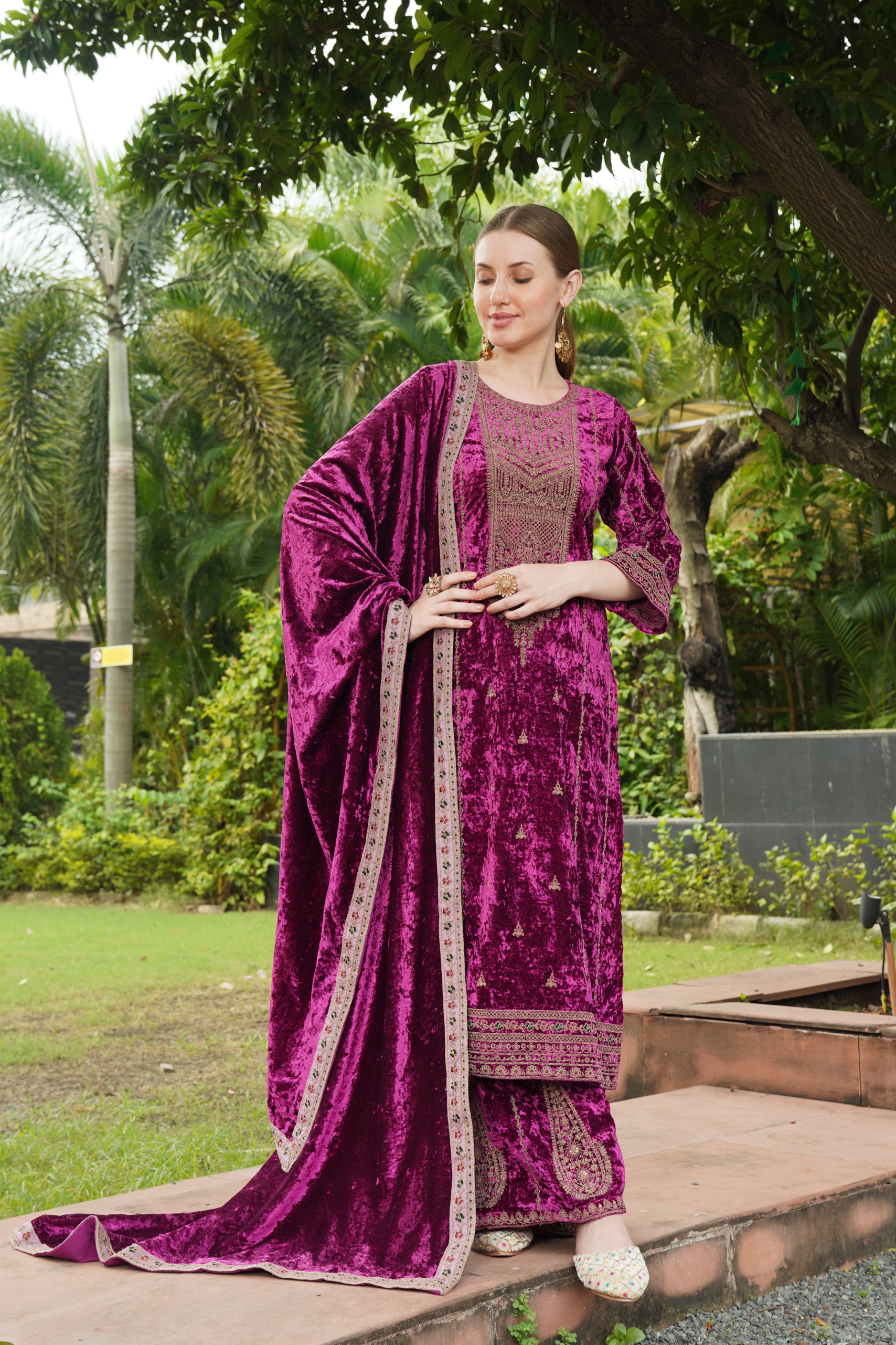 Bashful Pink Designer Velvet Pakistani Suit Set