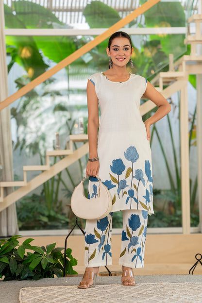 Off White Printed Cotton Flex Sleeveless Kurta and Pant Set