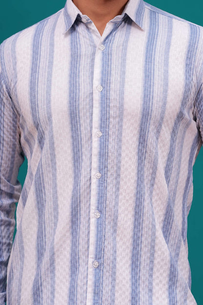 LITE BLUE STRIP LINING SHIRT