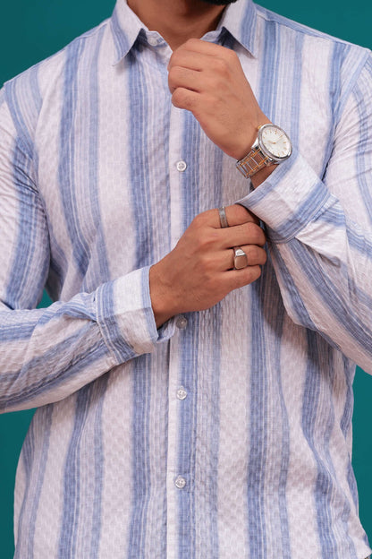 LITE BLUE STRIP LINING SHIRT