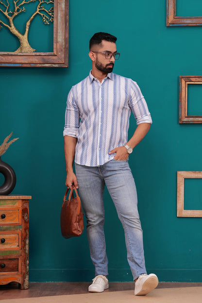 LITE BLUE STRIP LINING SHIRT