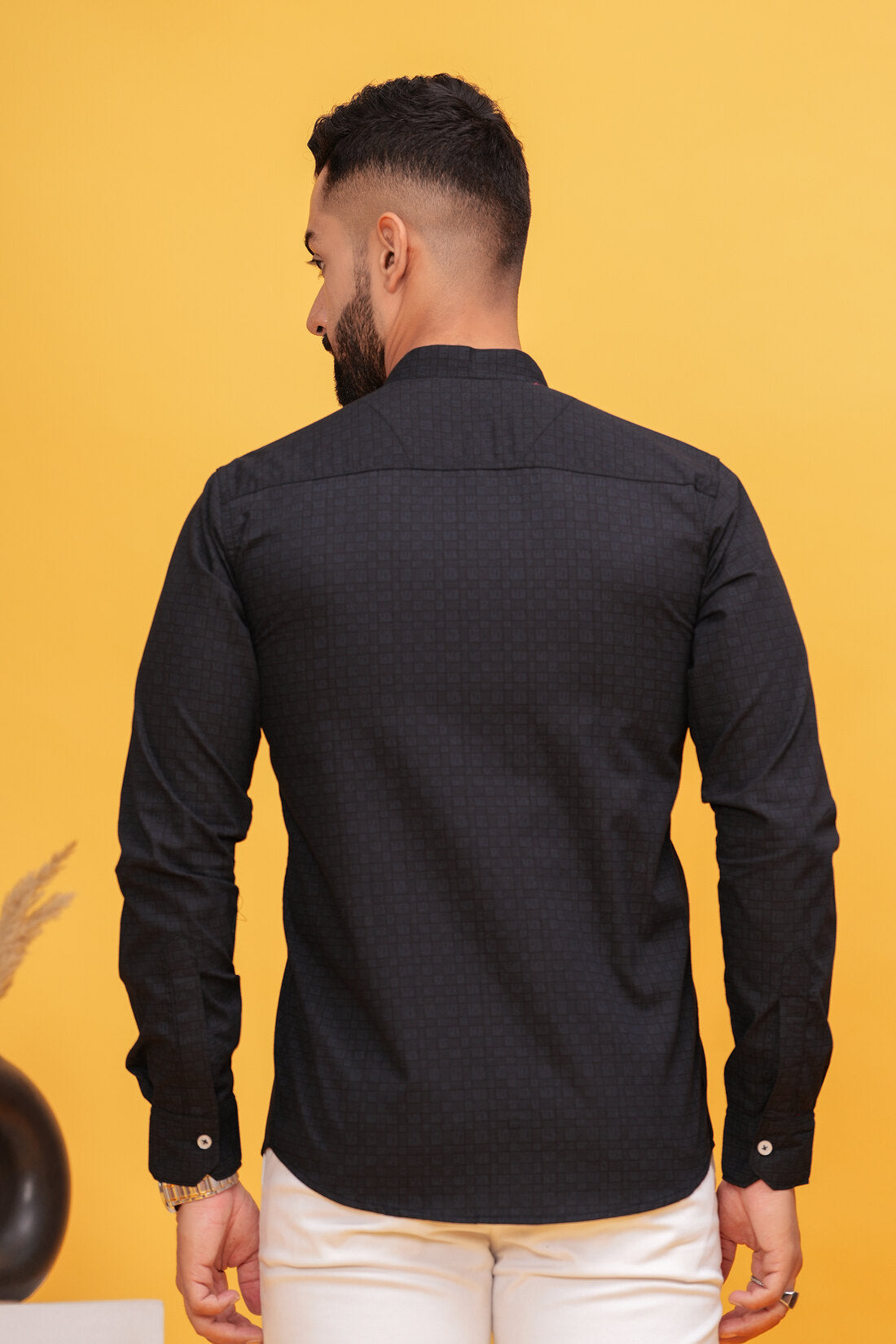 BLACK BOX TEXTURE SHIRT