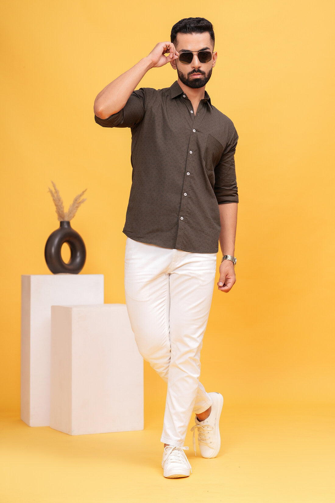 WOODY BROWN TEXTURED CASUAL SHIRT