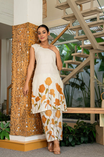 Off White Printed Cotton Flex Sleeveless Kurta and Pant Set