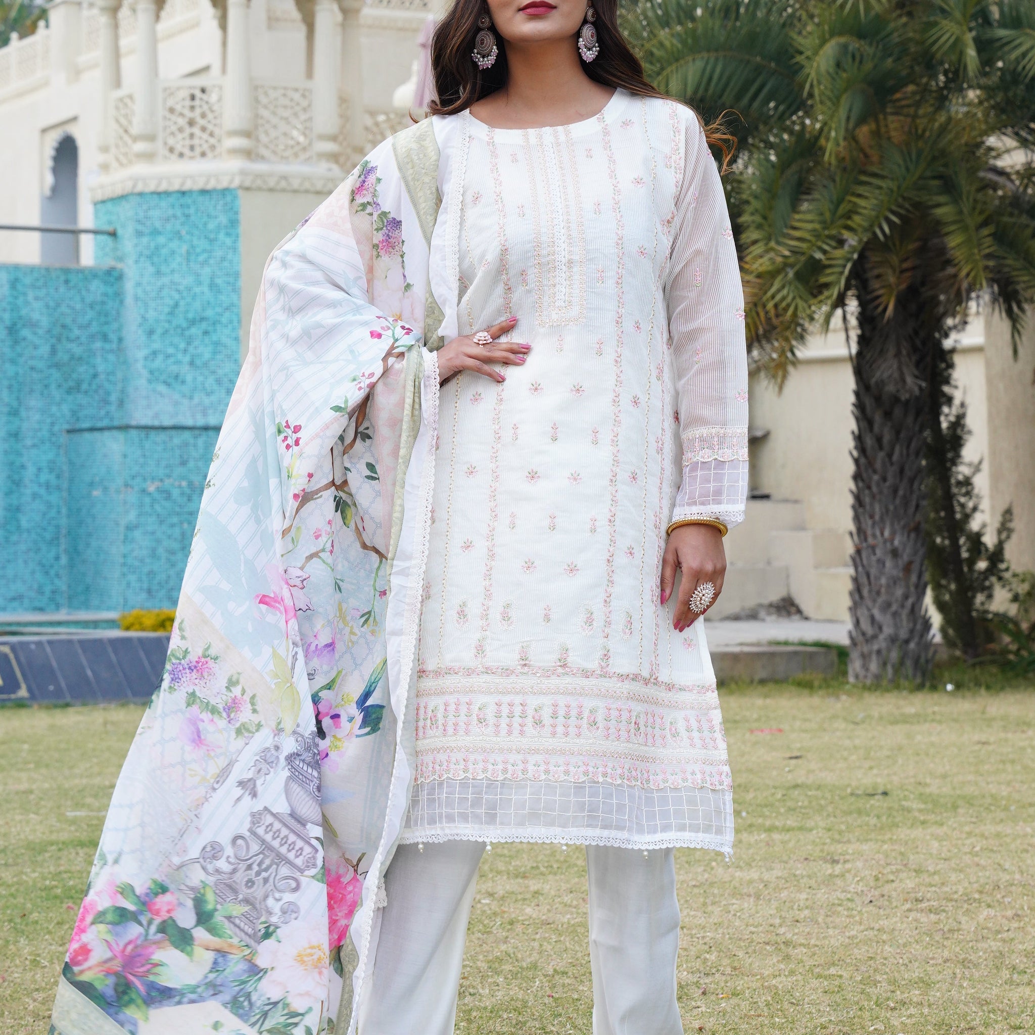 White Heavy Embroidered Lining Organza Suit Set with Digital Print Cotton Dupatta