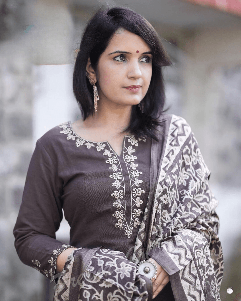 JAYA KURTA & SALWAR SET main image 0