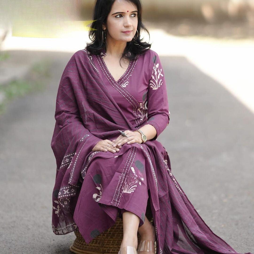 Maroon Printed Cotton Kurta and Pant Set with Mulmul Dupatta