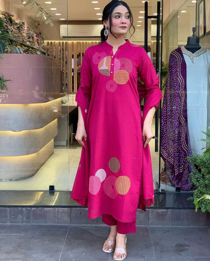 Pink Embroidered Chanderi Suit Set Dupatta