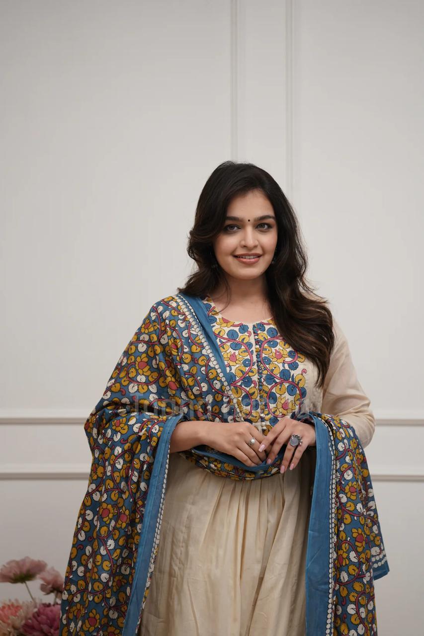 Off White Printed Cotton Kurta and Pant Set with Dupatta