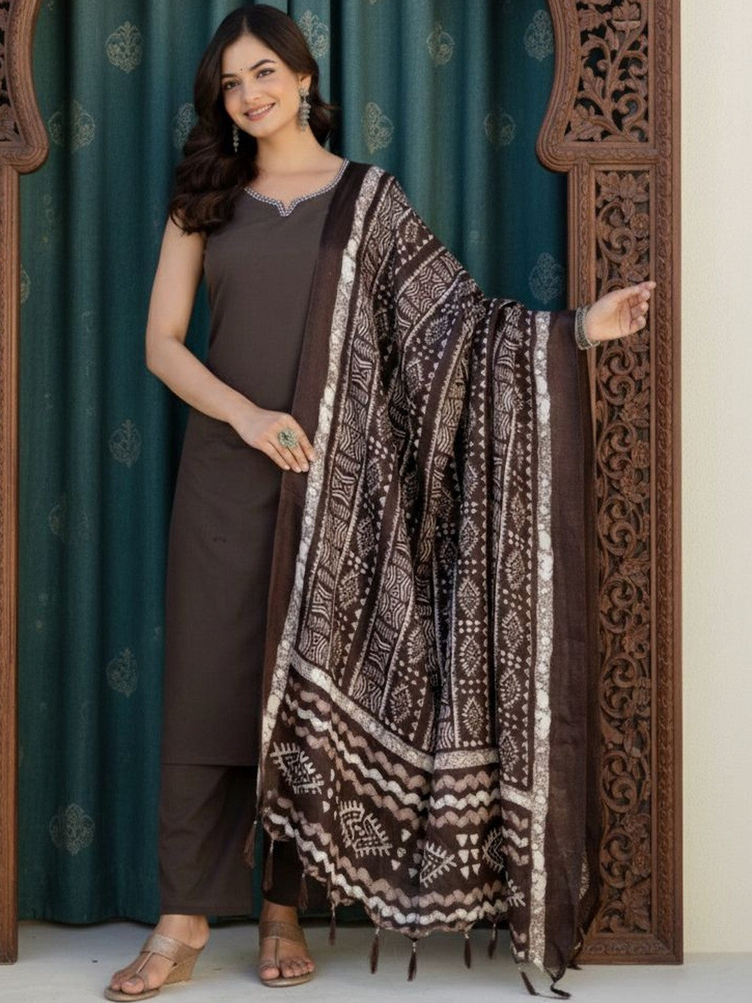 Brown Cotton Flex Sleeveless Kurta and Pant Set with Dupatta