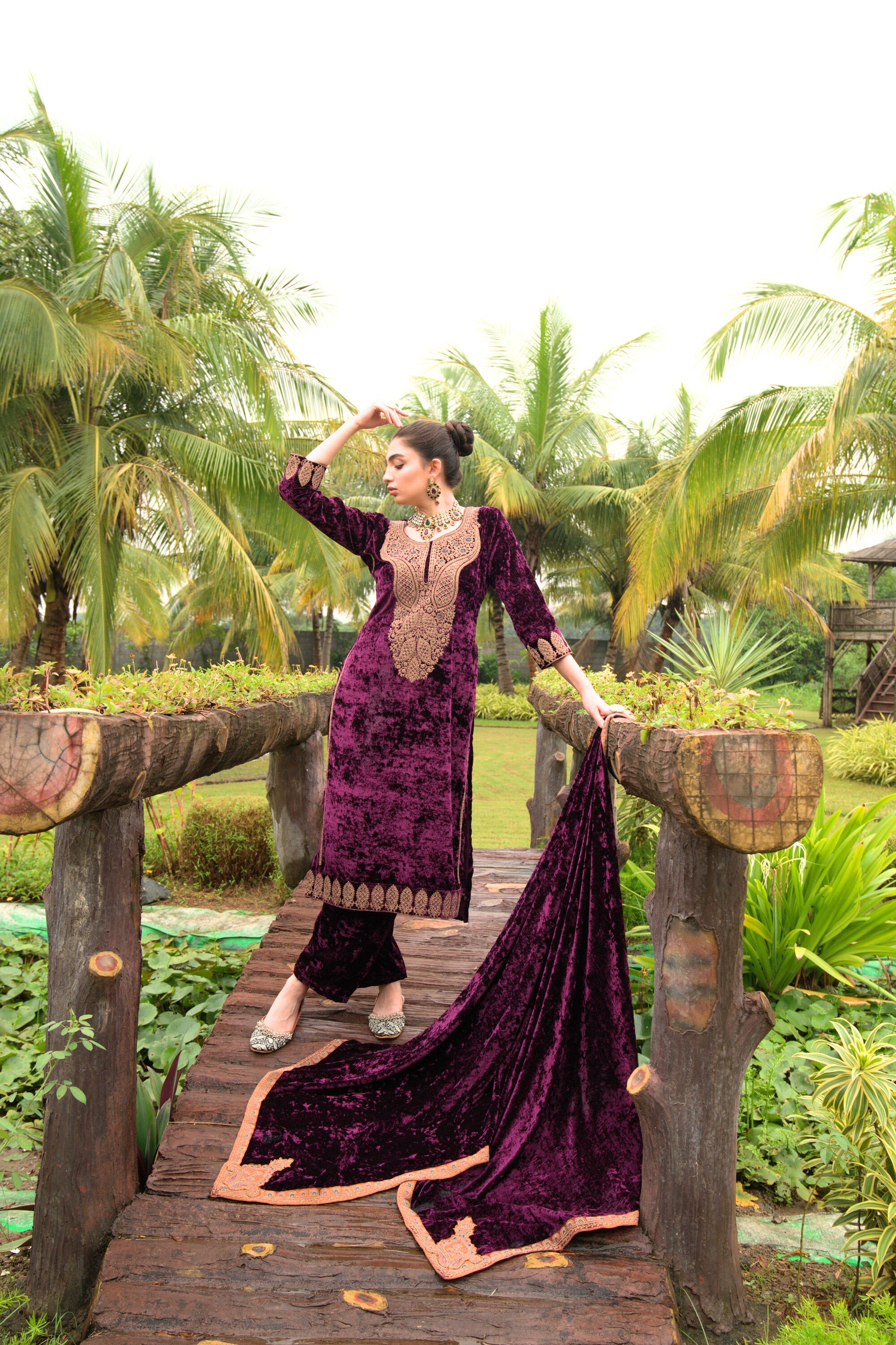 Old Mauve Designer Velvet Pakistani Suit Set