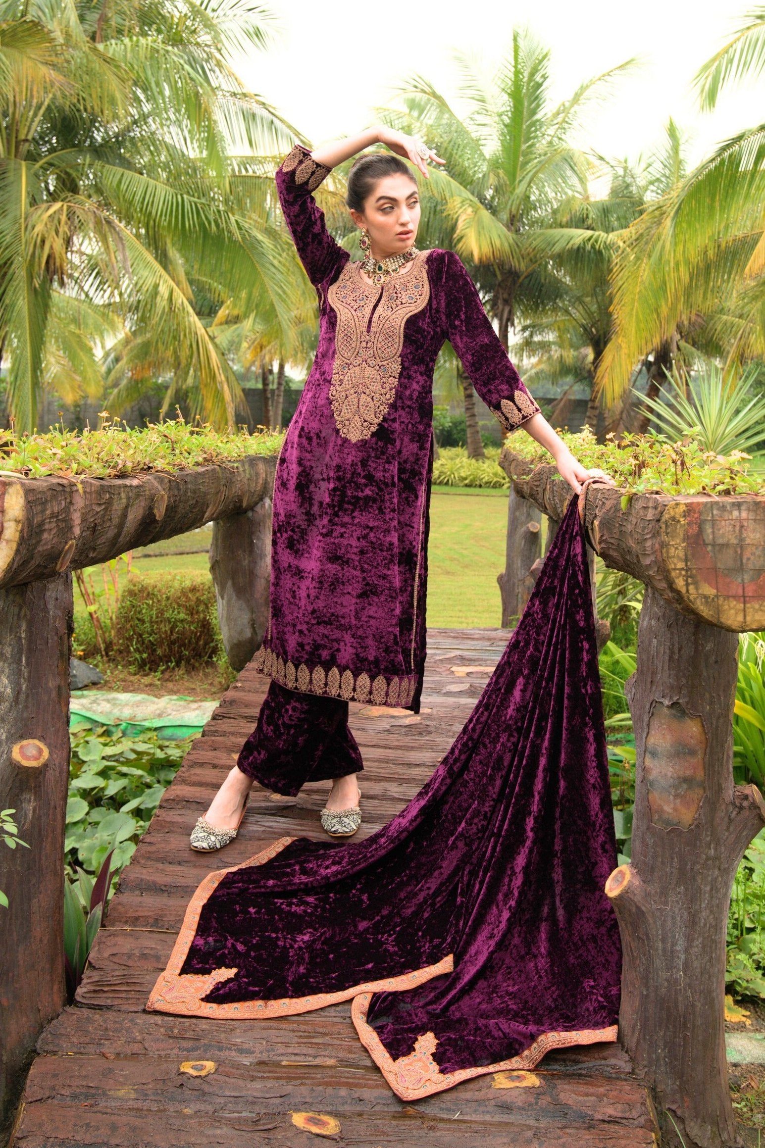 Old Mauve Designer Velvet Pakistani Suit Set